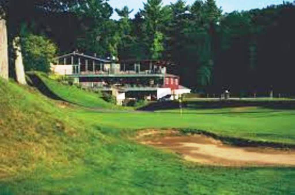 Northampton Country Club in Leeds