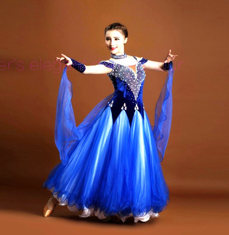 The Importance of Costume Design in Ballroom Dancing Competitions