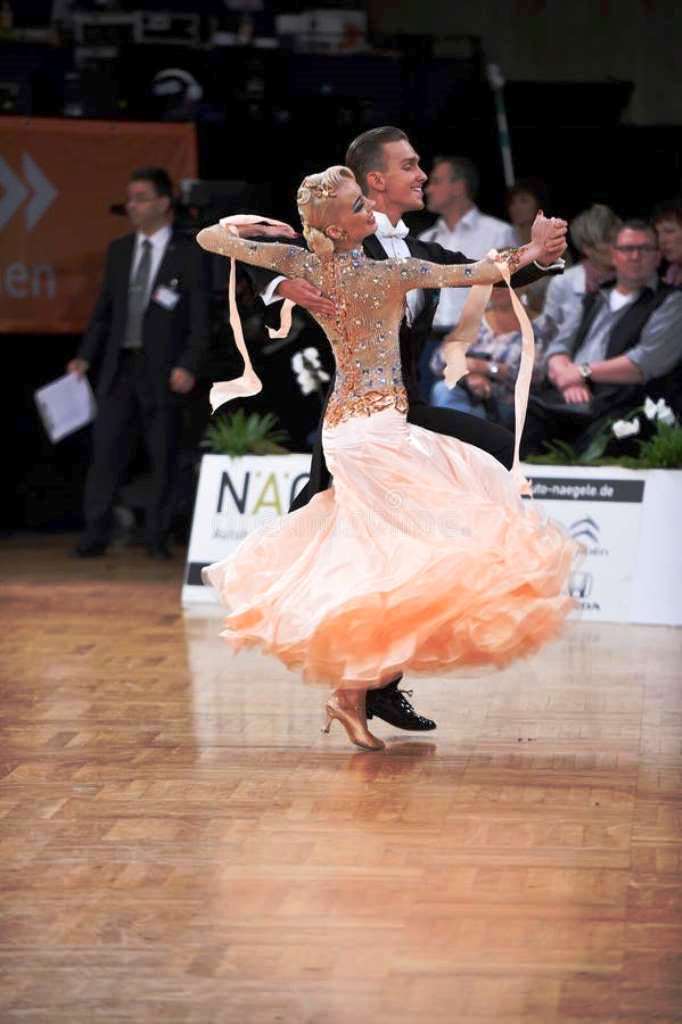 The Role of Emotion and Expression in Ballroom Dancing Competitions