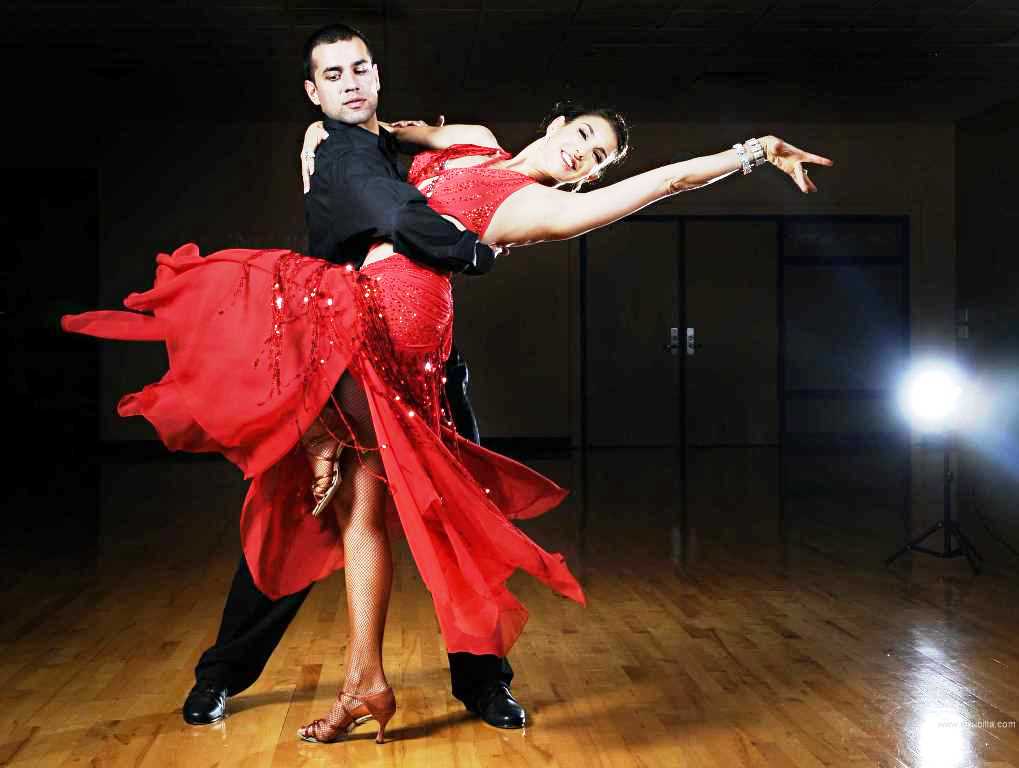 The Different Techniques Used in Ballroom Dancing Sports in the United States