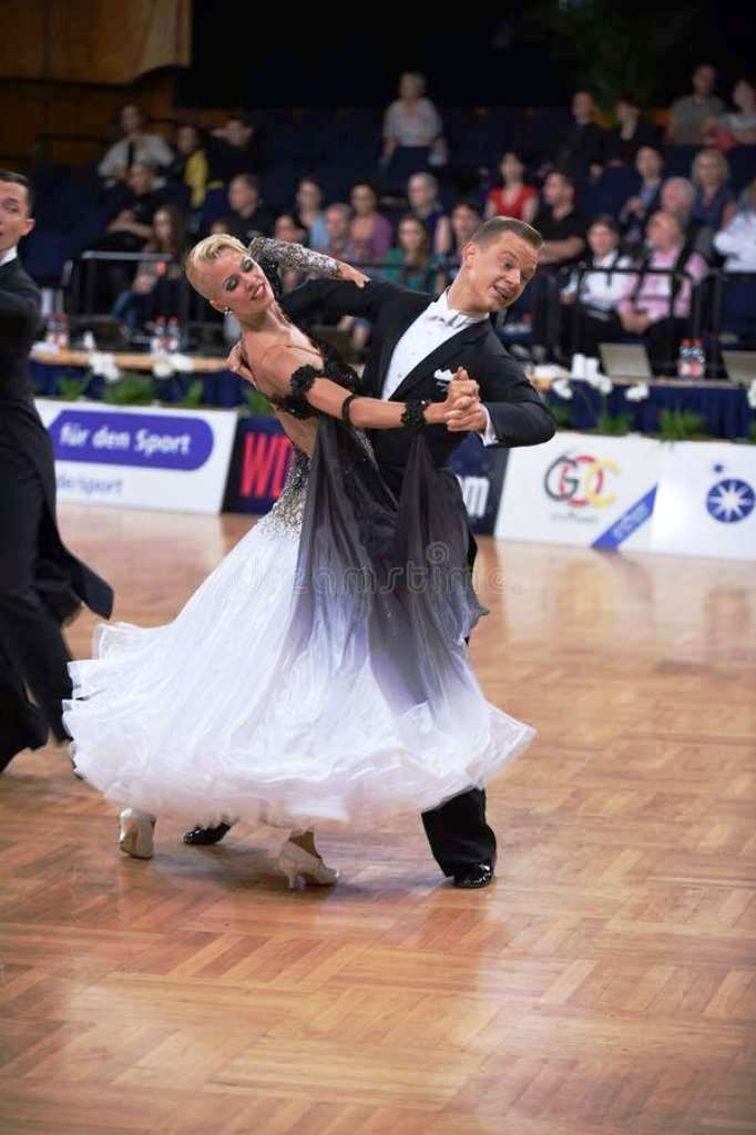 The Essence of Connection Exploring Ballroom Dance as a Couple