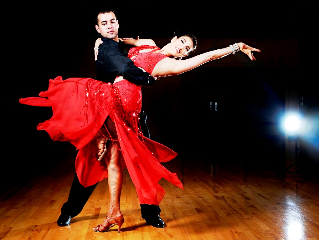 Trailblazers and Icons Influential Figures in the World of Ballroom Dance