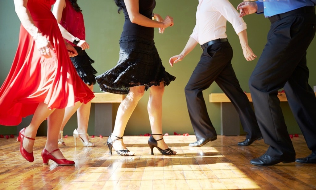 Group ballroom lessons at Danceland in Latham