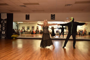 Salón de Baile Dance & Fitness Studio Pooler Dance school
