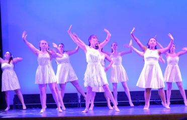 Pizzazz Dance Center