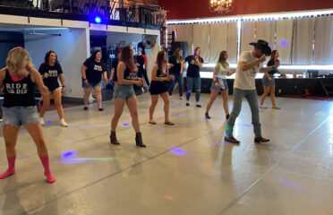 Urban Cowboy Line Dancing