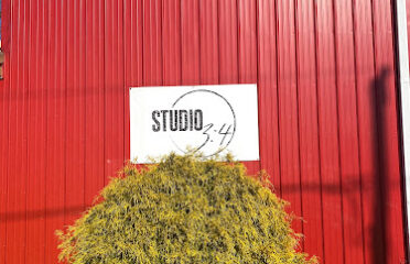 Studio 3:4