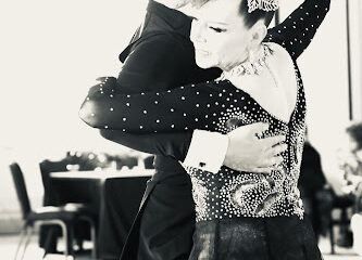 Val Wedding Dance