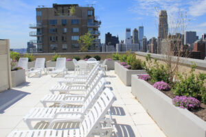 The Fairmont Luxury Apartments - Glenwood New York Apartment building